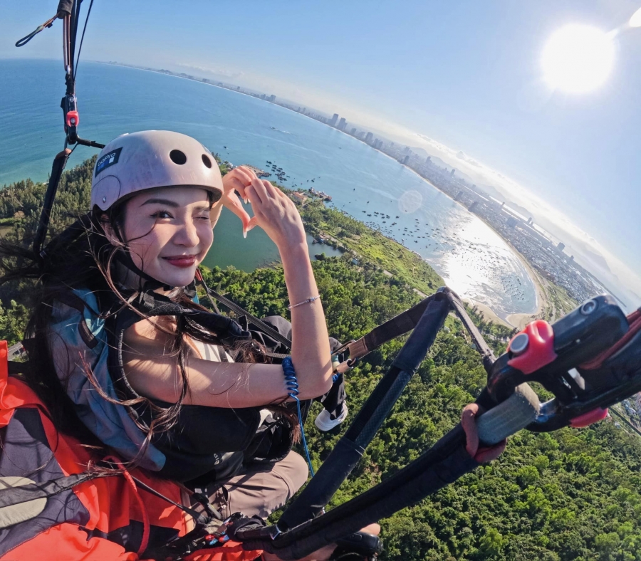 Trải Nghiệm Dù Lượn Đà Nẵng